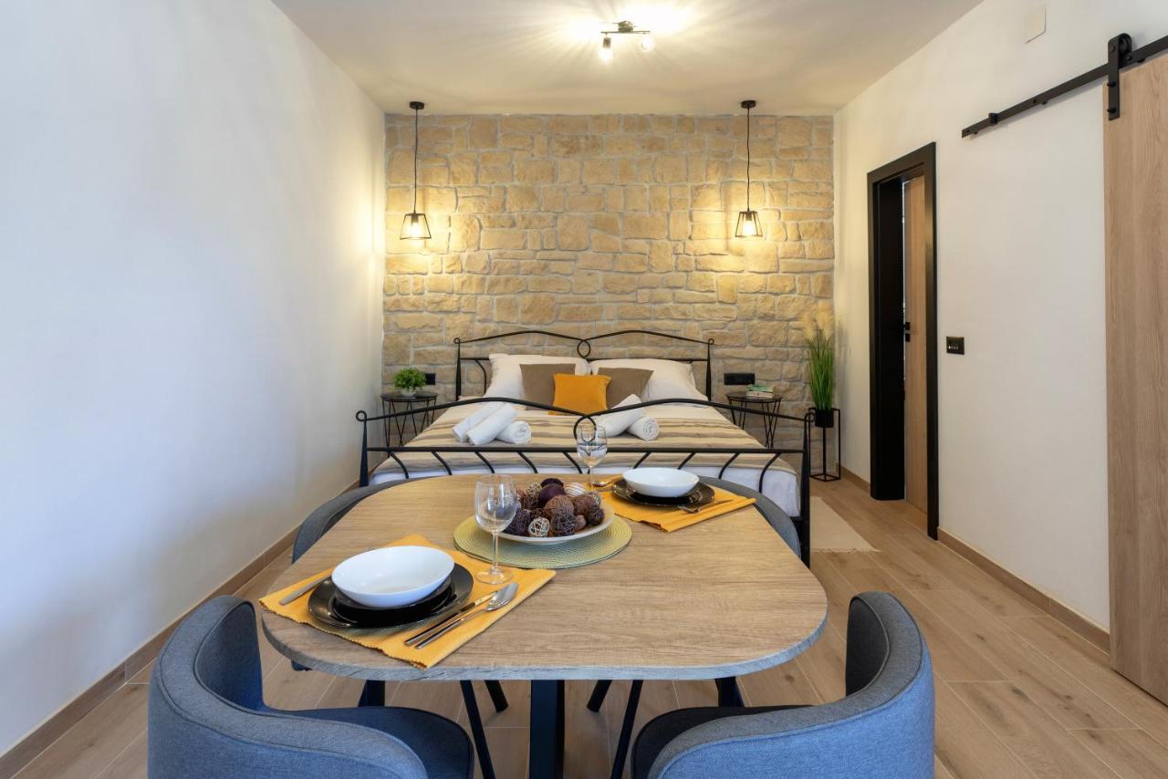 Teona Luxury Studio Apartment With Jacuzzi And Terrace Sea View Sali Exterior foto
